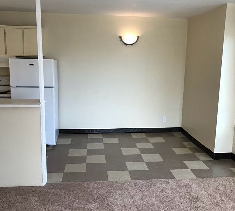 3rd image of 4131 11th Ave NE APT 809