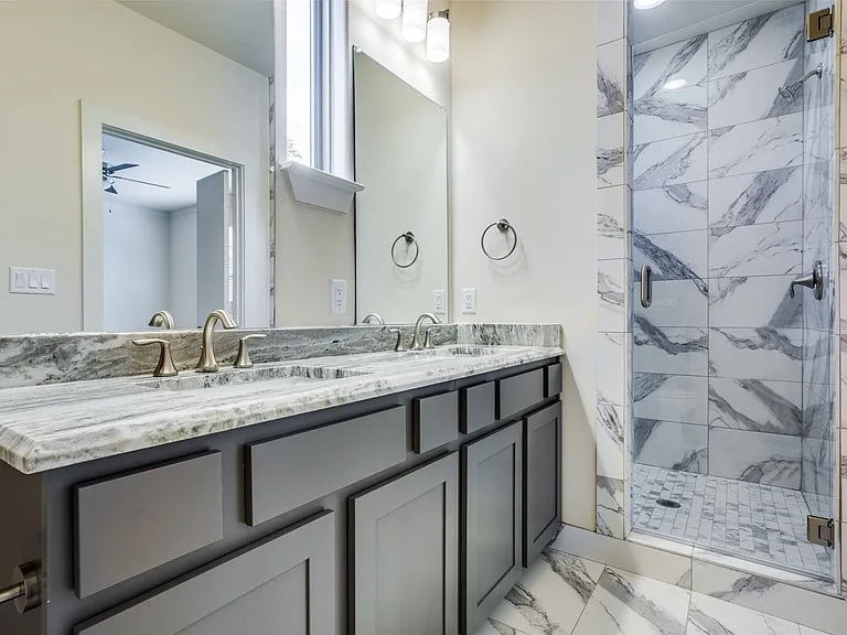 4316 Hartford St #31 — Photo 16