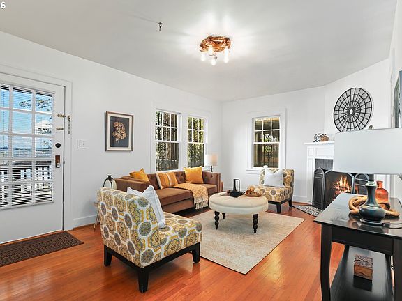 4th image of 9897 NW Hoge Ave