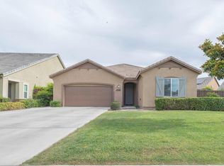 10109 Dutchman Peak Ln, Bakersfield, CA 93311