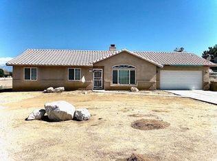 17583 Live Oak St, Hesperia, CA 92345