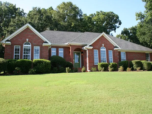166 Stoney Creek Dr, Florence, AL 35633
