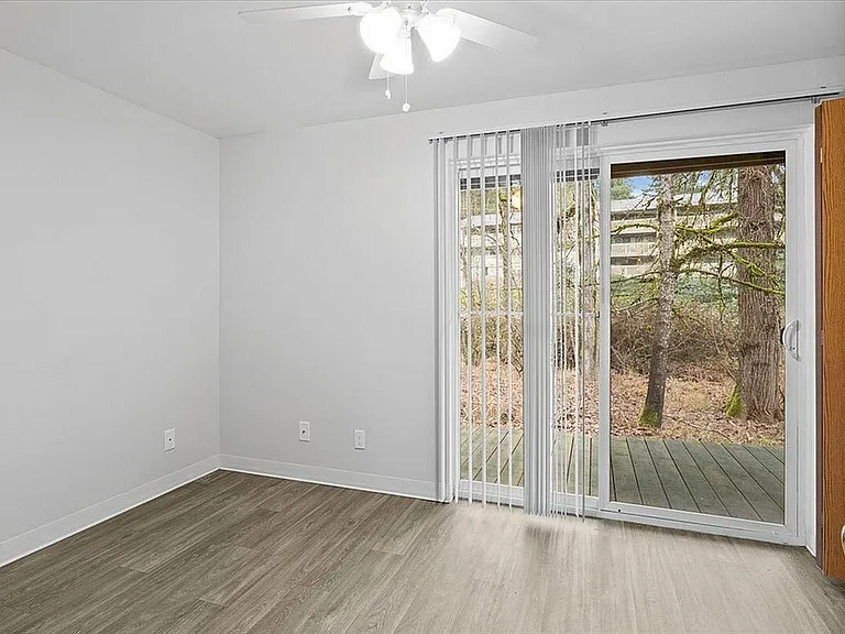 Witham Village Apartments - Corvallis Oregon - 1 Bedroom
