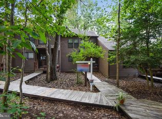 23321 Red Oak Ct, California, MD 20619