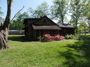 505 E Webster St, Herrin, IL 62948