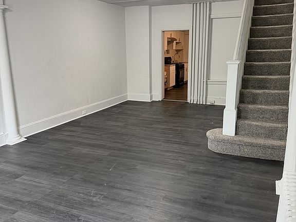 2nd image of 802 Smith St