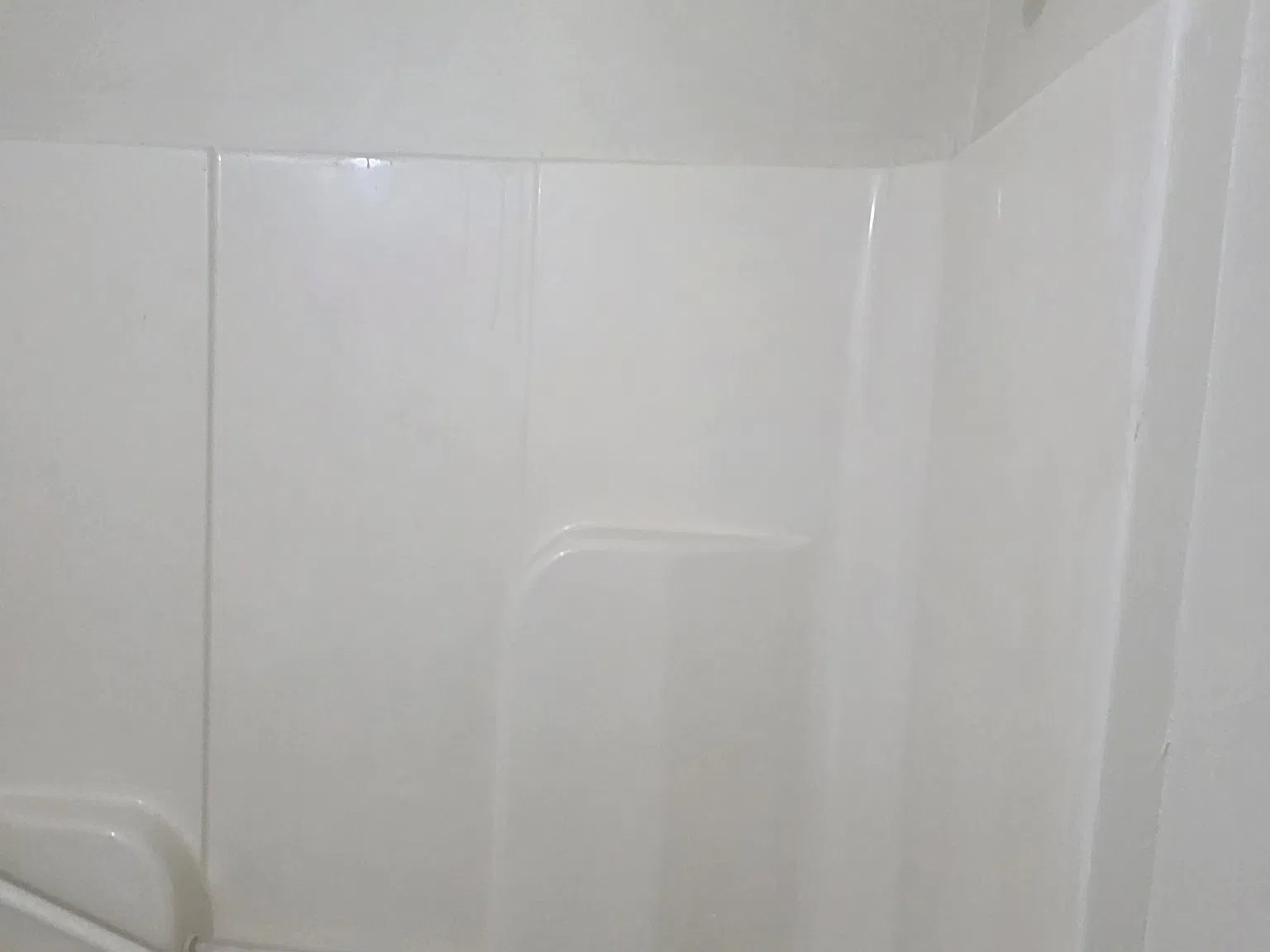 3 bed, 1300 sqft, $1,600 — Photo 1