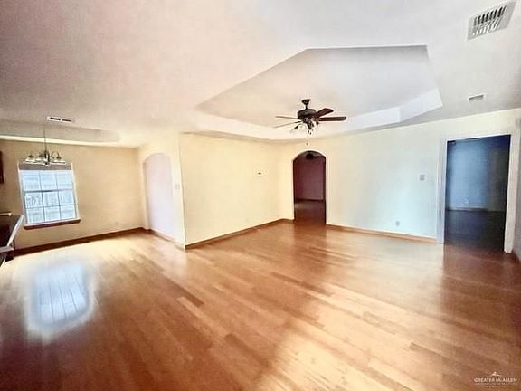 3rd image of 3740 Frontier Dr