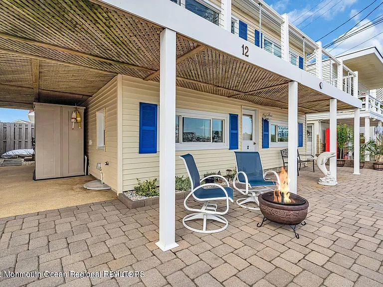 12 Inlet Dr — Photo 29