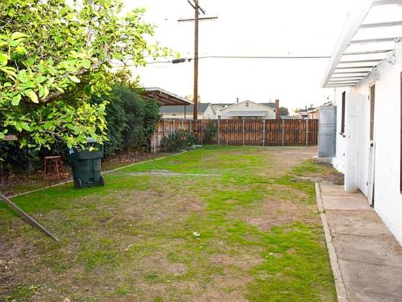 4th image of 2241 Northside Dr