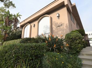 10819 Camarillo St APT 5, North Hollywood, CA 91602
