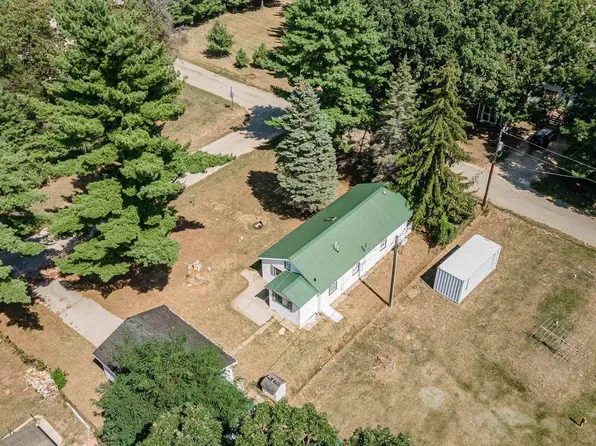 1919 Grove Avenue, Friendship, WI 53934