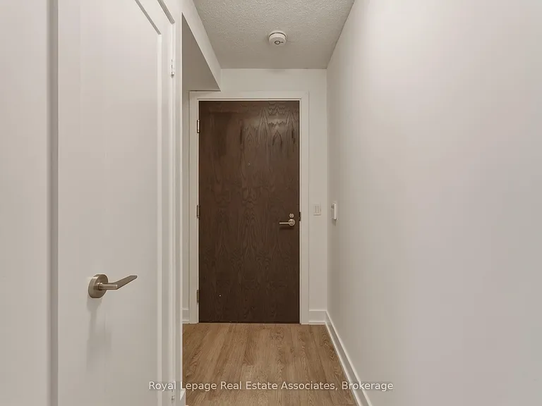 7 Mabelle Ave #2806 — Photo 19