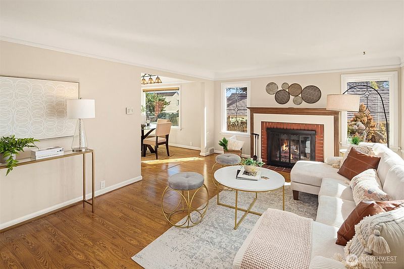 4th image of 7812 Stone Avenue N