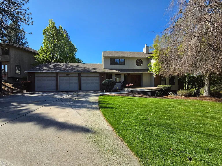 7706 E Woodview Dr — Photo 44