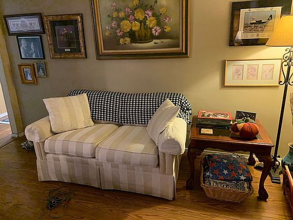 3rd image of 5041 Peachtree St