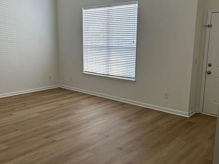 1159 Mohawk St #F-3 — Photo 3