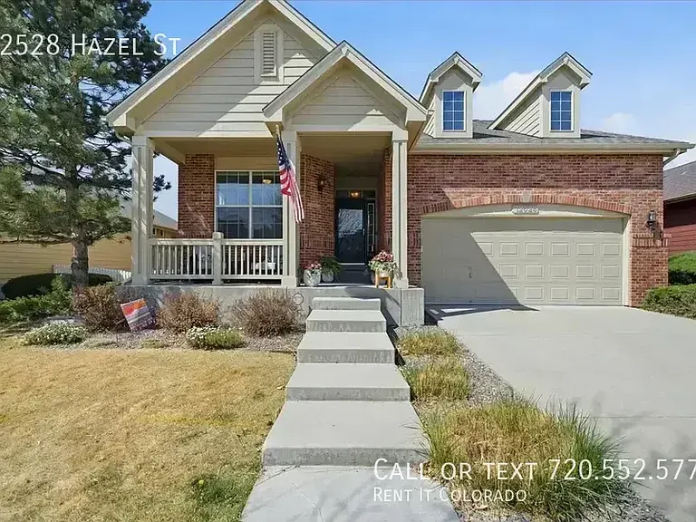 12528 Hazel St — Photo 2