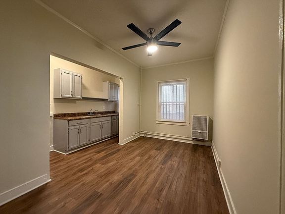 4th image of 3441 W 2nd St APT 117