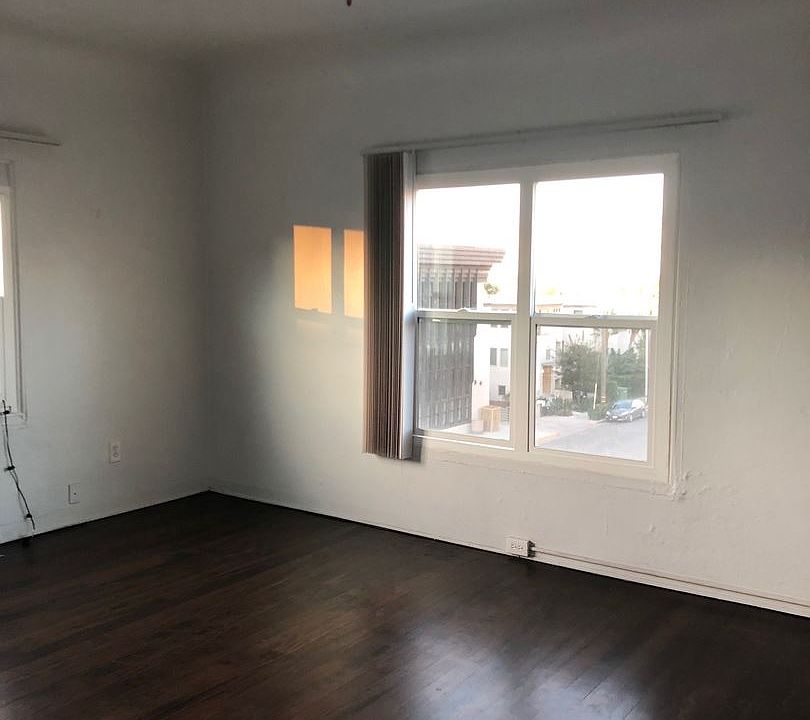 1st image of 2311 4th Ave APT 34