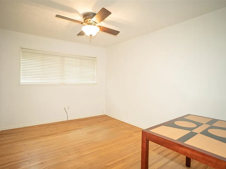 4522 Briarbend Dr — Photo 8