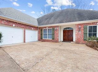 302 Hunters Crst, Ridgeland, MS 39157
