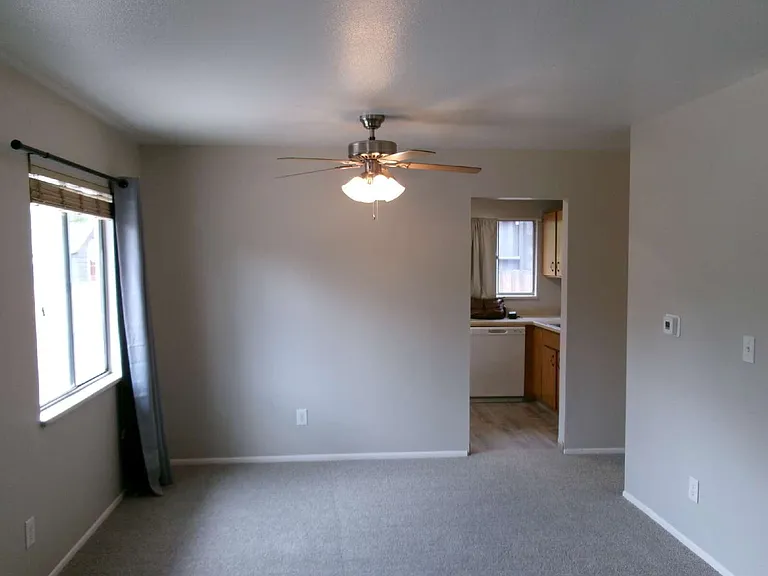 1424 N Royer St — Photo 4