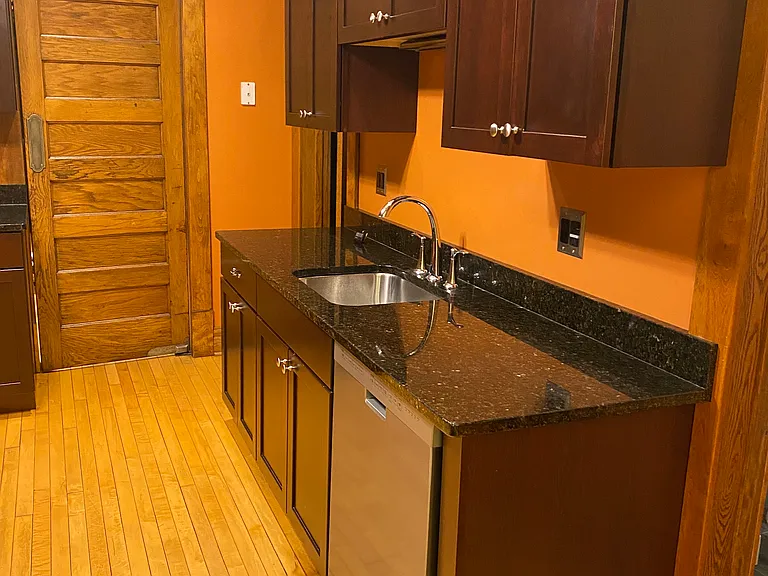 1059 Hague Ave #1 — Photo 11