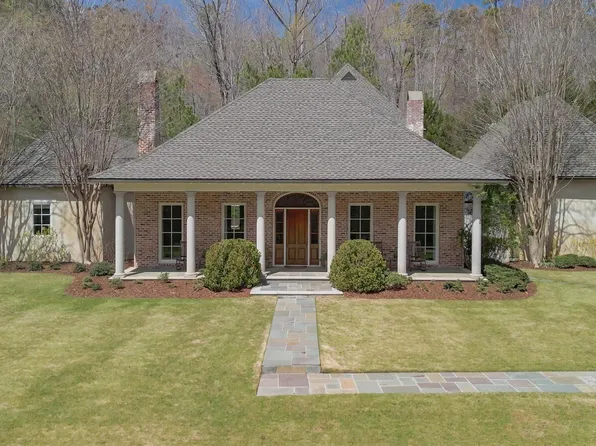 7351 Kings Mountain Rd, Vestavia Hills, AL 35242