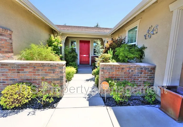 4988 Amina Fair Way — Photo 4