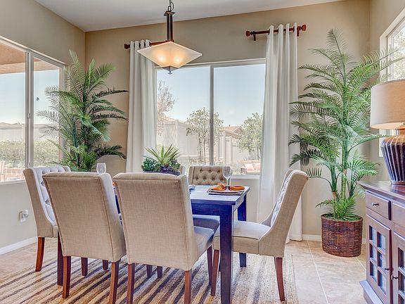 Intimate, sunny dining area