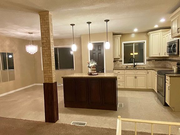 4th image of 230 Ridge Dr