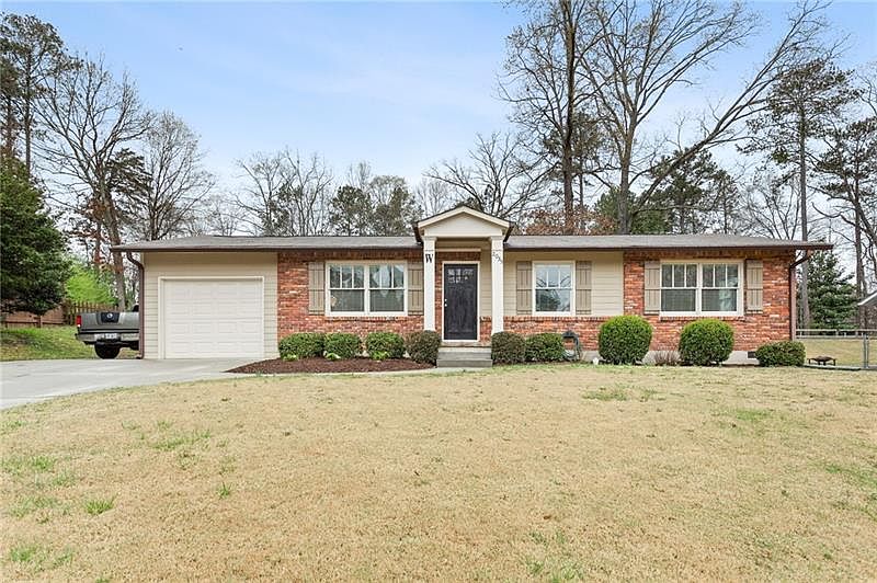 1st image of 2035 Dundee Dr SE