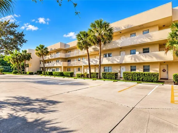 501 Forest Lakes BLVD #212, NAPLES, FL 34105