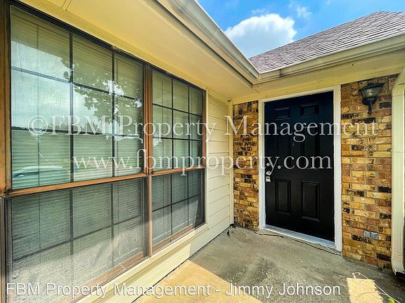 2nd image of 810 Biloxi Dr #710