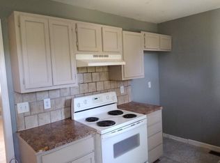 709 S Royal Rd, Wichita, KS 67207