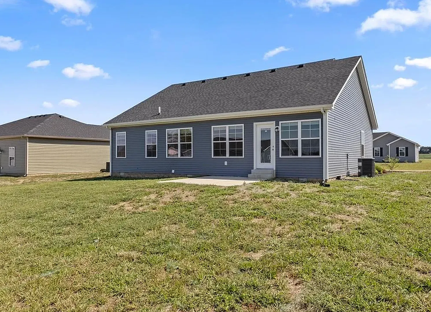 613 St. George Way — Photo 4