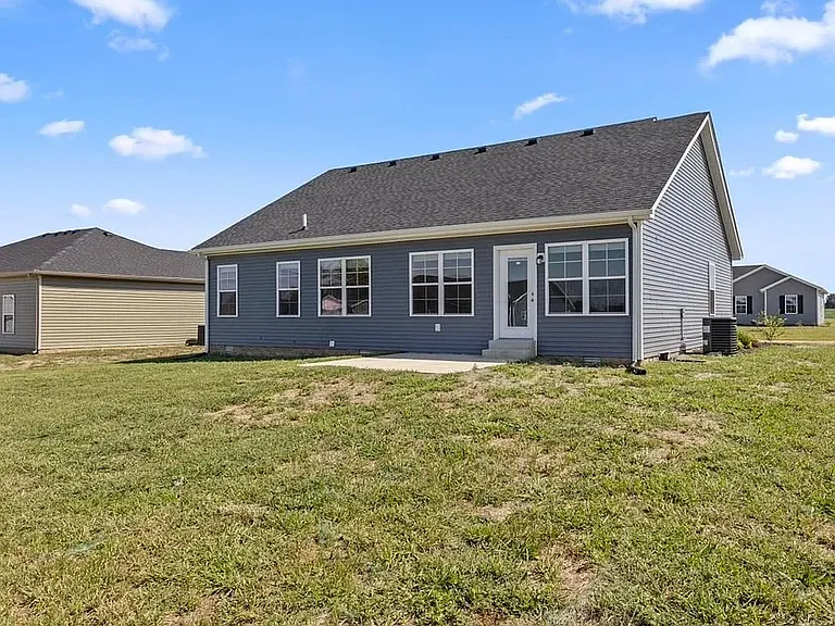 613 Saint George Way — Photo 4