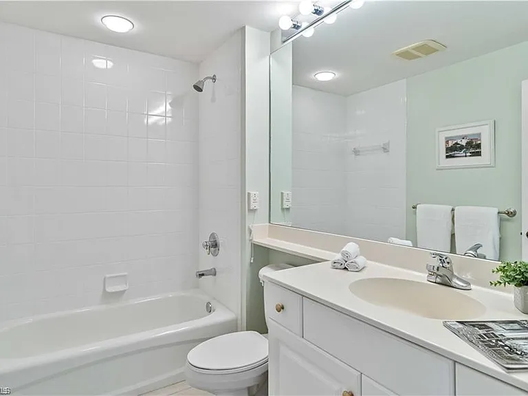 1001 Arbor Lake Dr #1406 — Photo 14