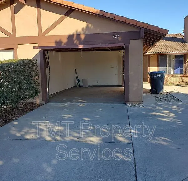 924 N O St — Photo 2