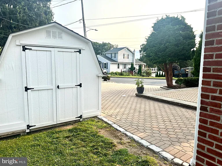 2432 W Chester Pike — Photo 5