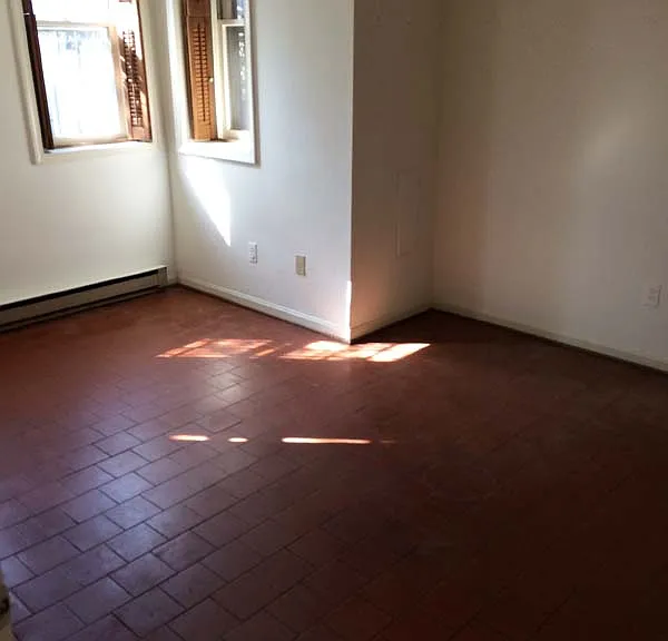 1114 E St SE #B — Photo 4