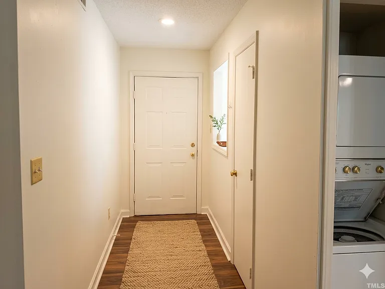 2510 Avent Ferry Rd #103 — Photo 3