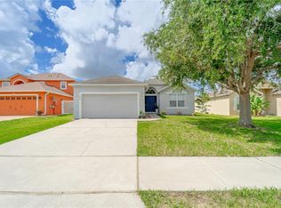 525 Ridges Dr, Dundee, FL 33838
