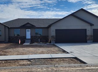 2042 N Mesa Canyon Dr, Idaho Falls, ID 83401