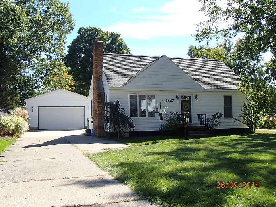 1st image of 1837 Moulton Ave