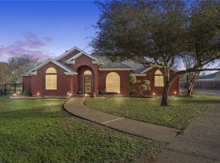 2237 McLennan Crossing Rd, Woodway, TX 76712