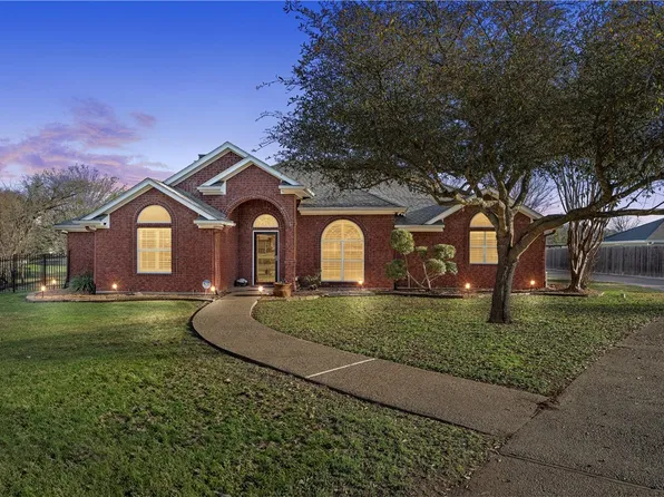 2237 McLennan Crossing Rd, Woodway, TX 76712