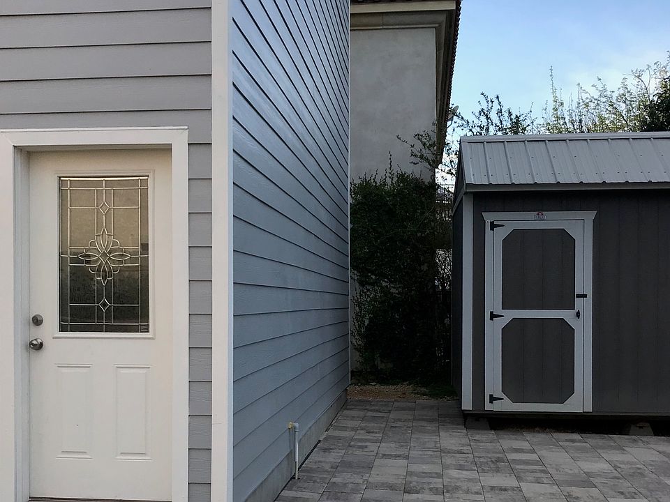 Storage unit available