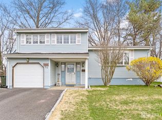 69 Stevens Ave, Old Bridge, NJ 08857